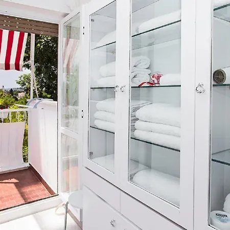 Milana - Cozy With Free Parking Apartment *