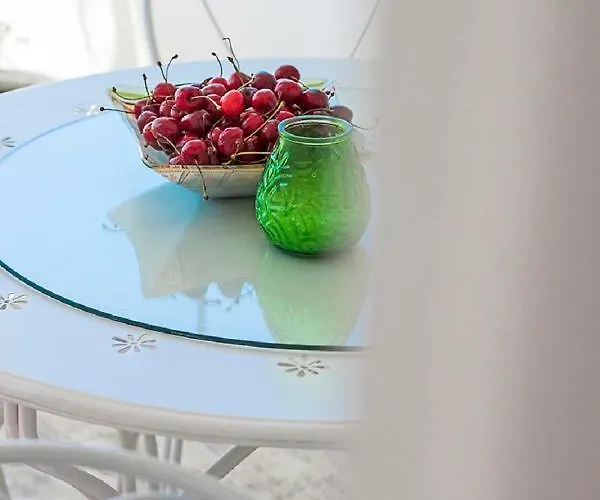 Milana - Cozy With Free Parking 斯普利特