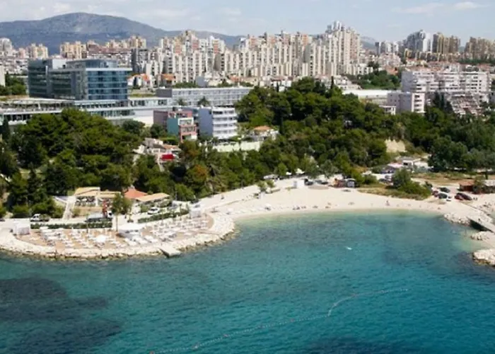 Milana - Cozy With Free Parking * 斯普利特